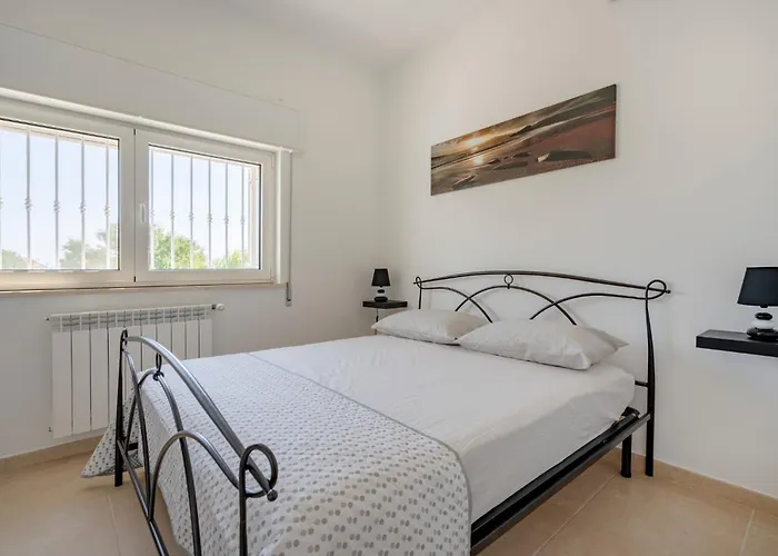 Guesthost - Dimora Melillo - Lovely Seaview Appartement *