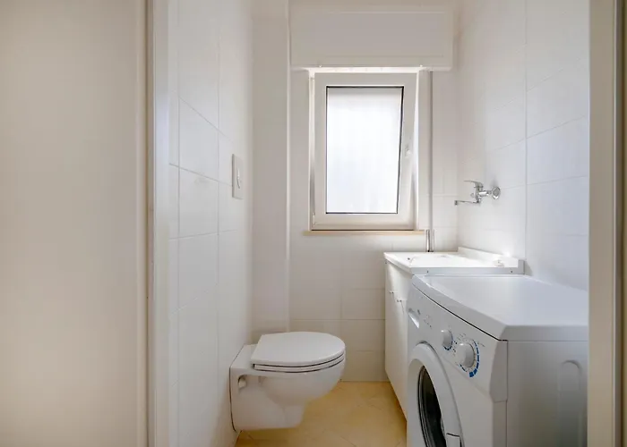 Guesthost - Dimora Melillo - Lovely Seaview Bari