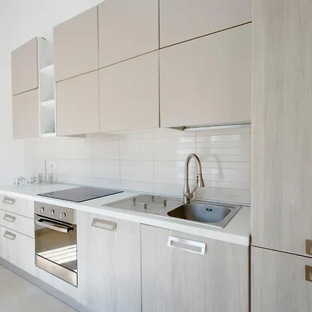 Guesthost - Dimora Melillo - Lovely Seaview Apartamento Bari