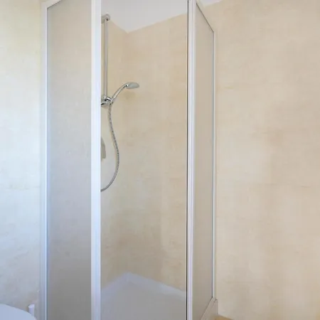 Guesthost - Dimora Melillo - Lovely Seaview Apartamento *