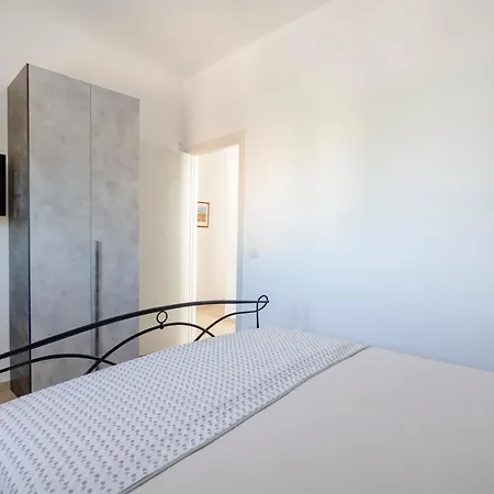 Apartamento Guesthost - Dimora Melillo - Lovely Seaview *