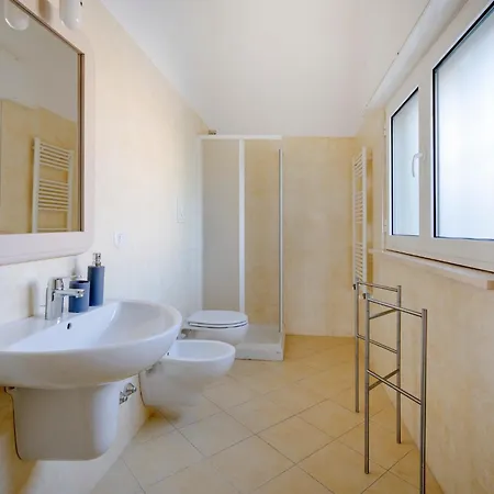 Guesthost - Dimora Melillo - Lovely Seaview Apartamento Bari
